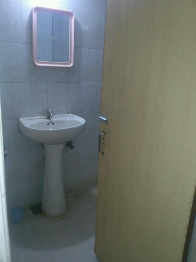 Rajshree Hotel Ahmedabad Bagian luar foto