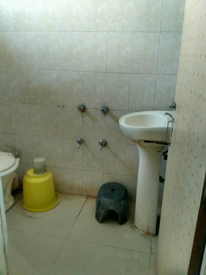 Rajshree Hotel Ahmedabad Bagian luar foto