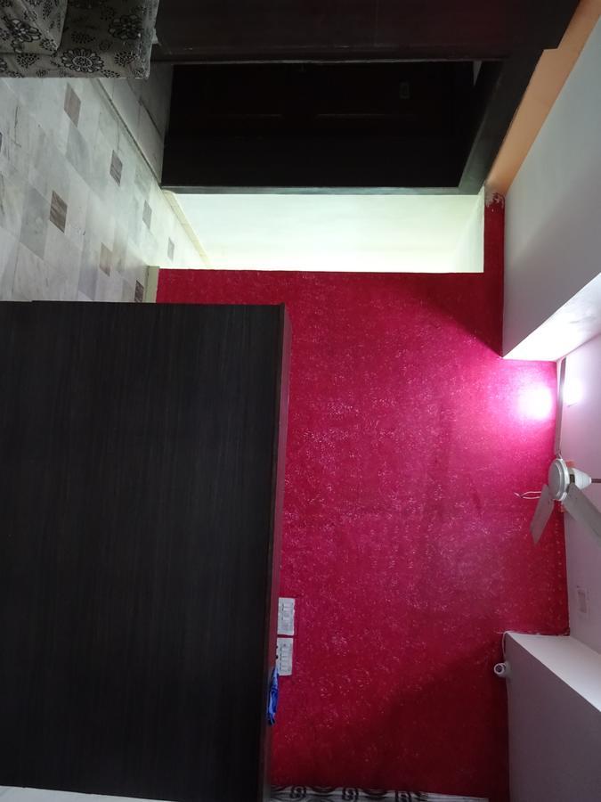 Rajshree Hotel Ahmedabad Bagian luar foto